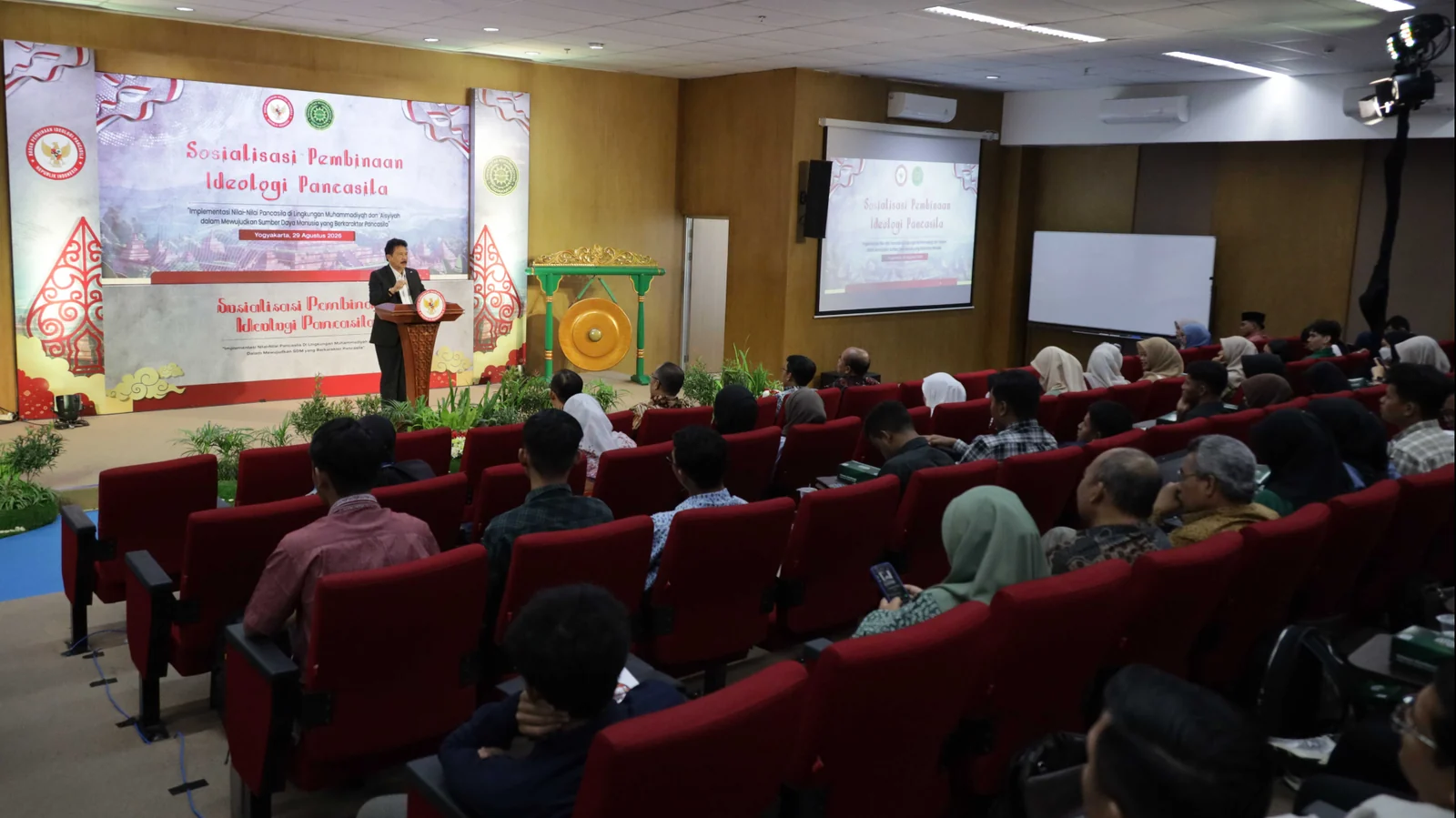 Sosialisasi pembinaan ideologi Pancasila di Yogyakarta